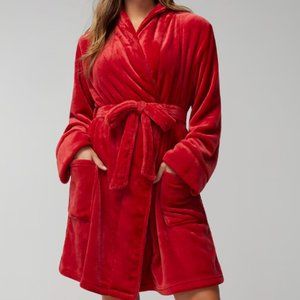 Soma Plush Short Robe Size S/M, Red